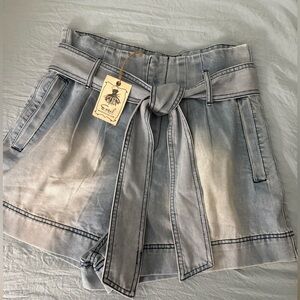 NWT Easel All About The High Waist Shorts